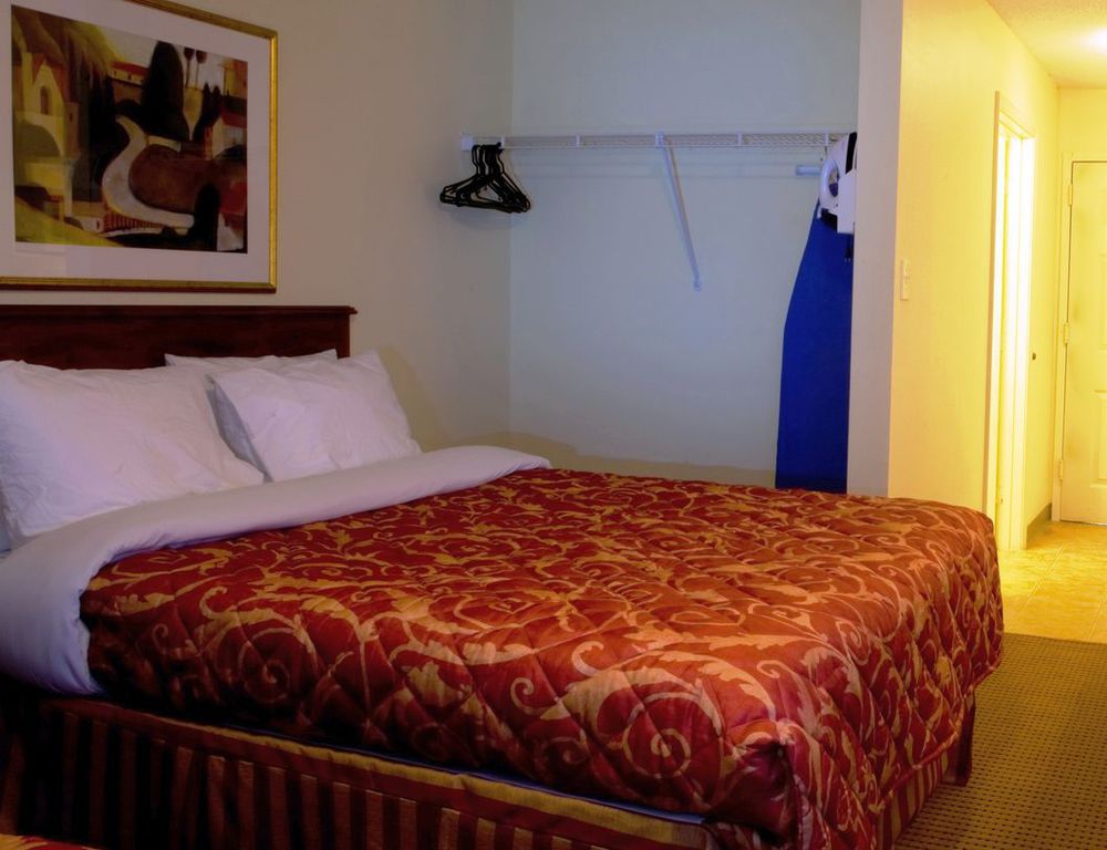 Intown Suites Extended Stay Decatur Al Oda fotoğraf